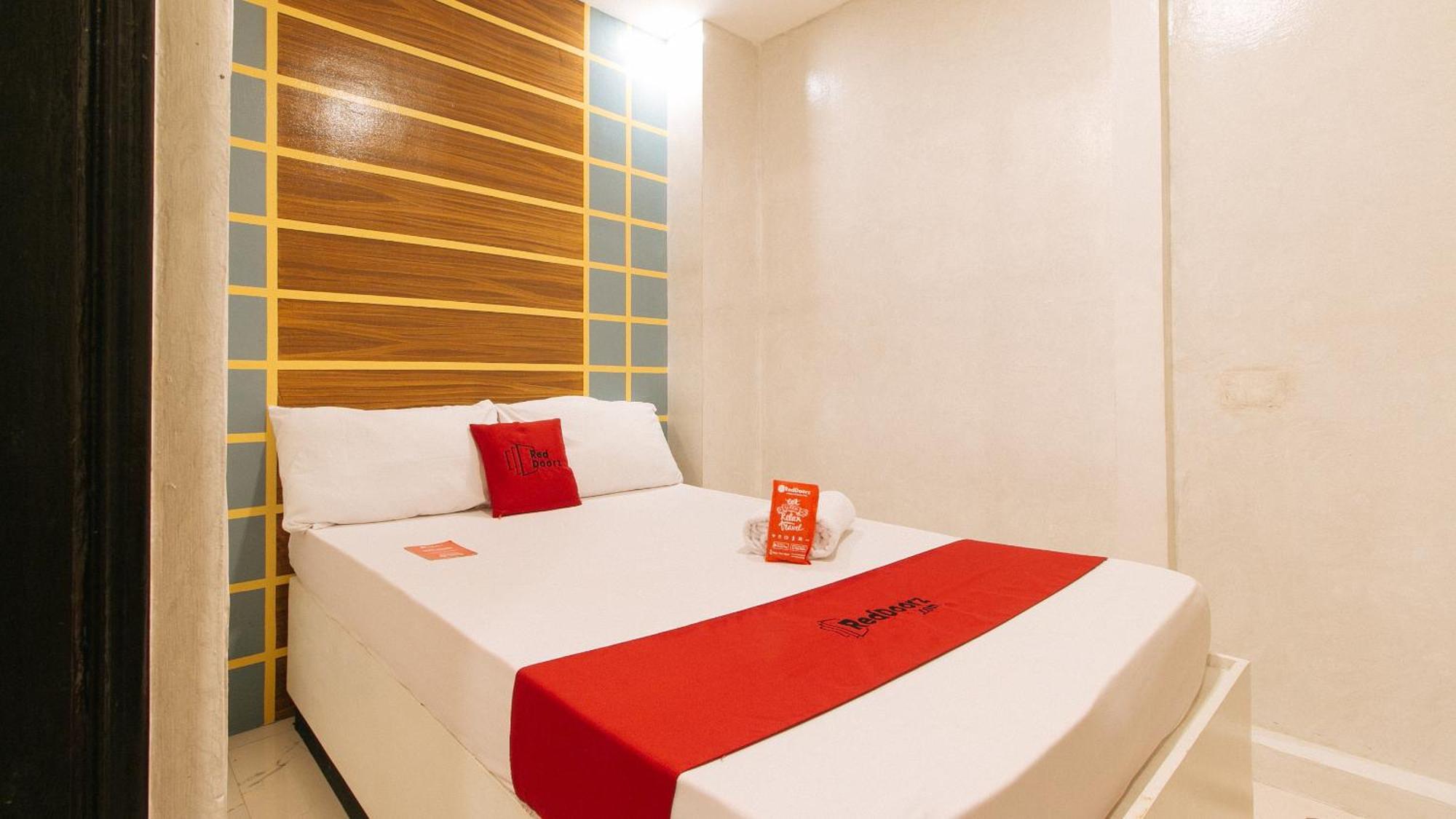 Reddoorz @ Piy Margal Sampaloc Manila Hotell Eksteriør bilde