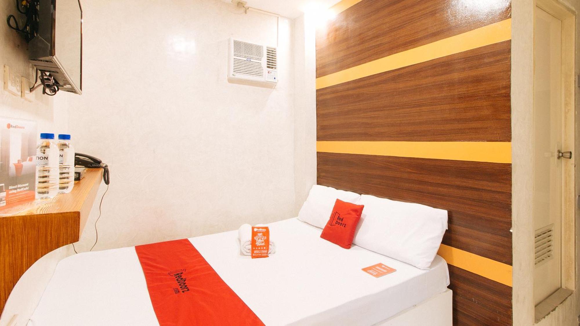 Reddoorz @ Piy Margal Sampaloc Manila Hotell Eksteriør bilde